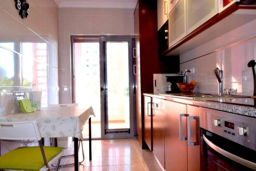 Brina, Stylish Apartment In Portimão Eksteriør billede